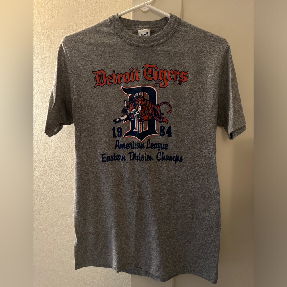 Vintage Logo 7 Detroit Tigers 1984 tshirt